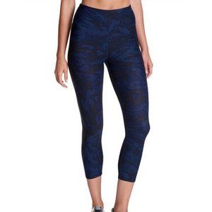 DKNY Sport Donna Karan Camo Camouflage Skinny Crop
